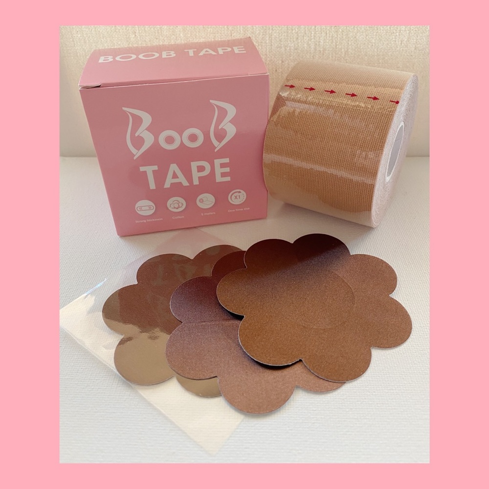 Boob Tape with 2 Nipple Covers